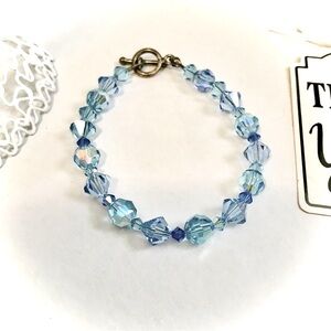 90s Sapphire Blue Aurora Borealis Crystal Bracelet | Faceted Beaded Toggle Cuff